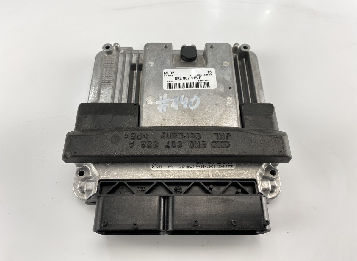 Audi A4 (B8) Engine Control Unit / module (ECU) 8K0909131D 8K2907115P Engine Control Unit / mod...