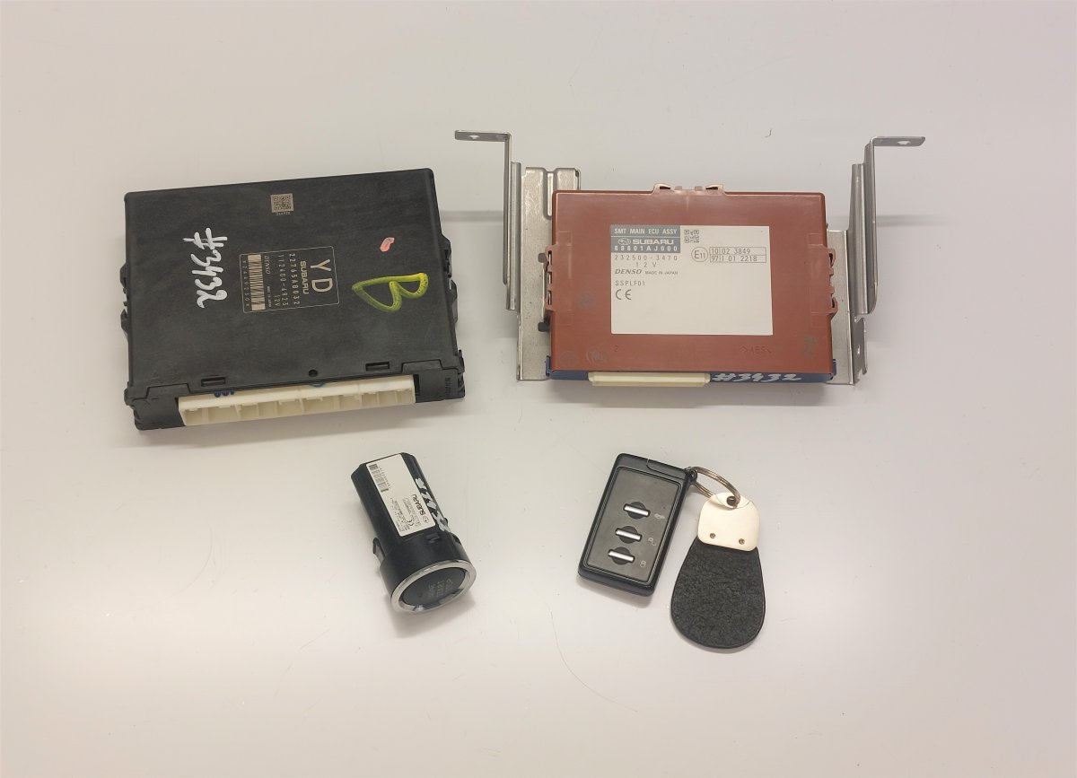 Subaru Legacy Engine Control Unit / module (ECU) 22765AB032 88801AJ000 2007DJ3297 112400-4923 11...