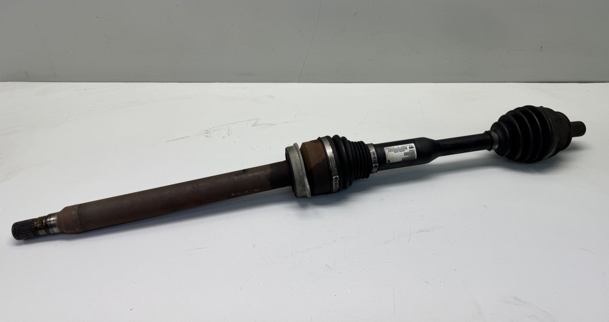 Volvo XC60 Drive Shaft Front Right 31325111 Drive Shaft Front Right               ...