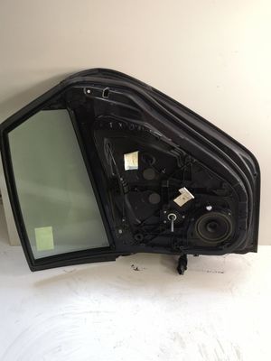 Aizmugurējās labās durvis FORD FIESTA VI (2008-2017)