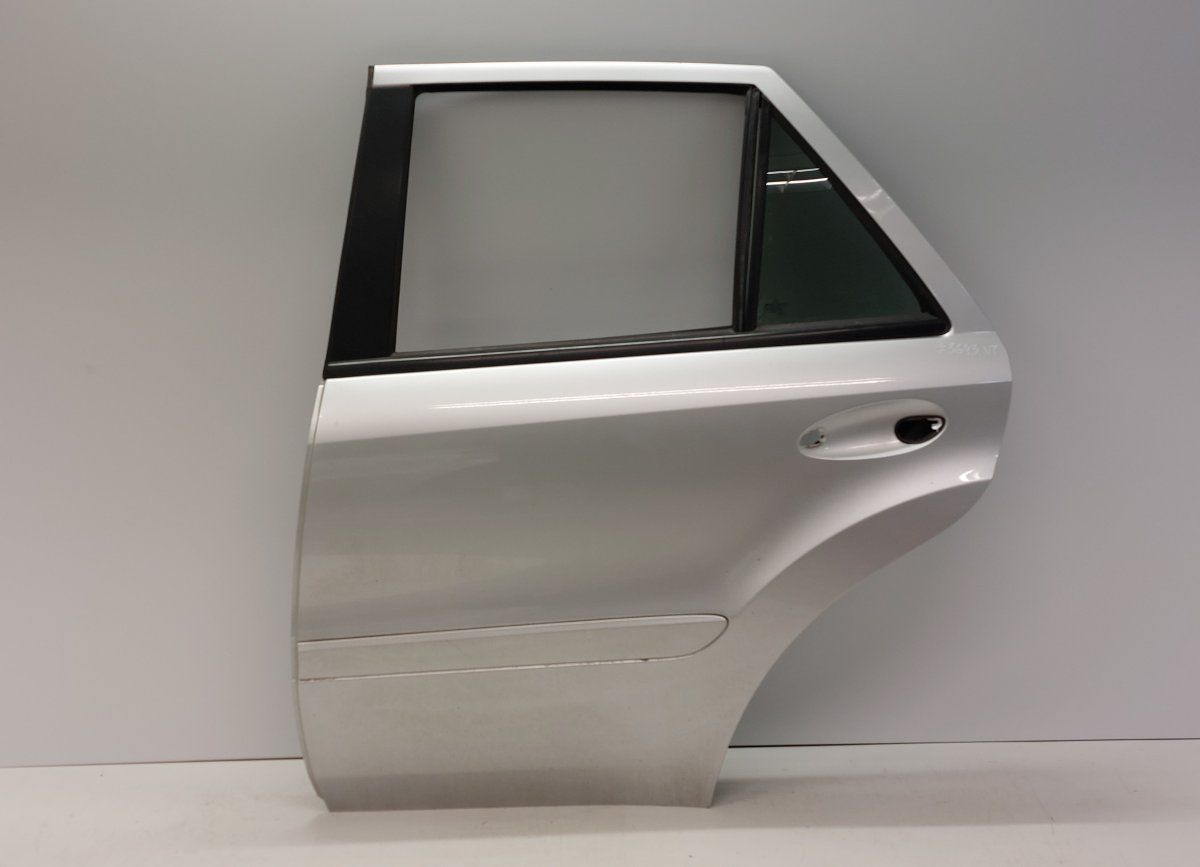 A1647300705 Door Rear  Left MERCEDES-BENZ ML-CLASS (W164) (2005-2011)