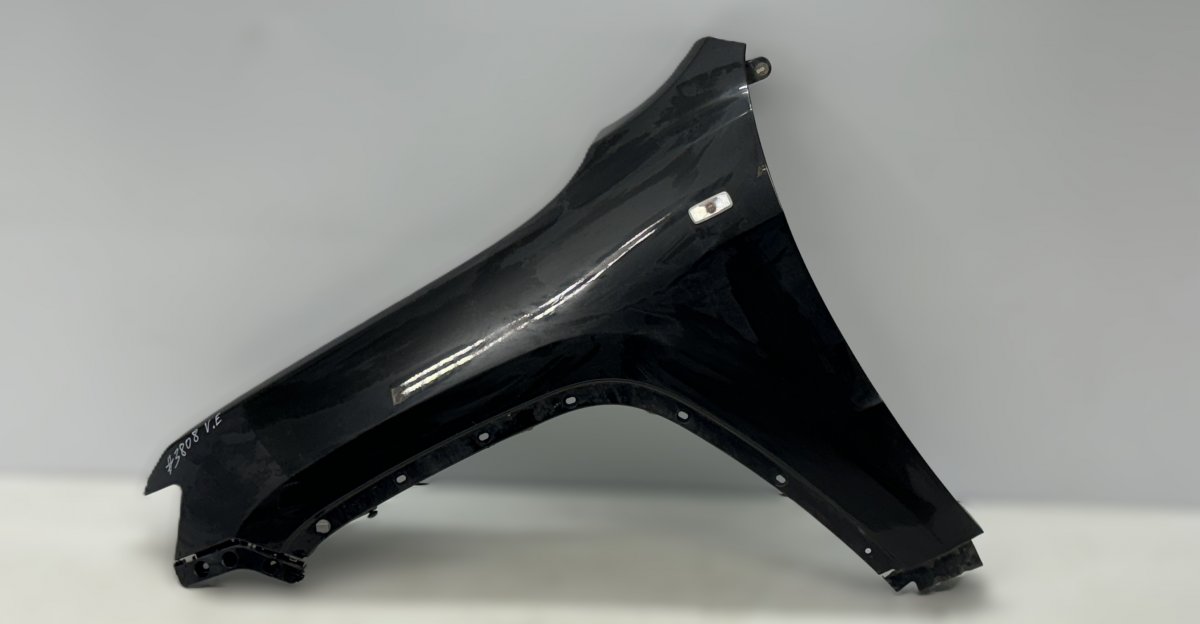 Jeep Grand Cherokee (WK) Fender Front Left 55369597AC Fender Front Left JEEP GRAND CHEROKE...