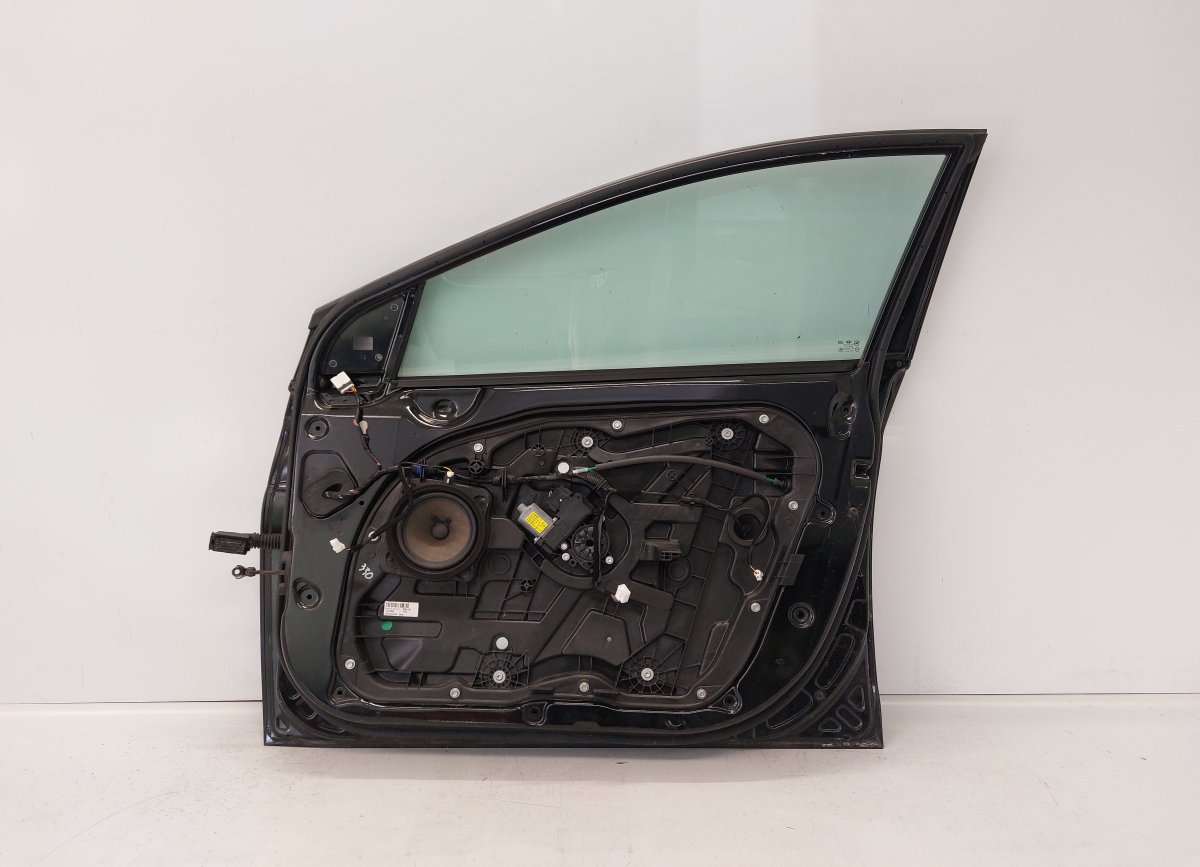 Hyundai i40 Door Front Right 760043Z000 Door Front Right HYUNDAI i40 (VF) (2...