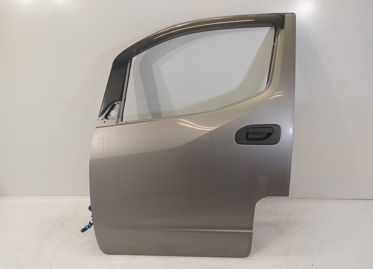 Nissan NV200 Door Front Left