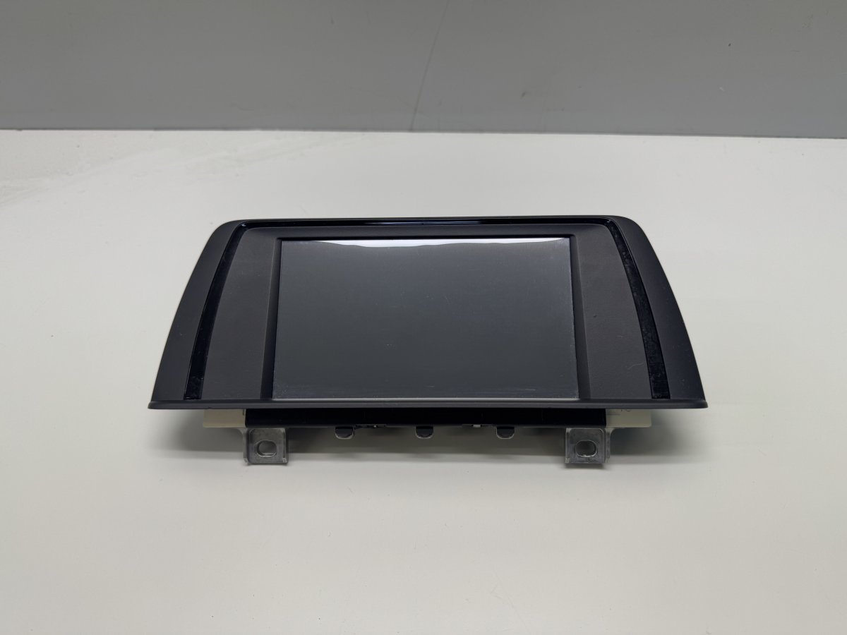 BMW 1 (E81 / E82 / E87 / E88) Dash screen 6550927039104 65509270391 Dash screen BMW 1 (F2...