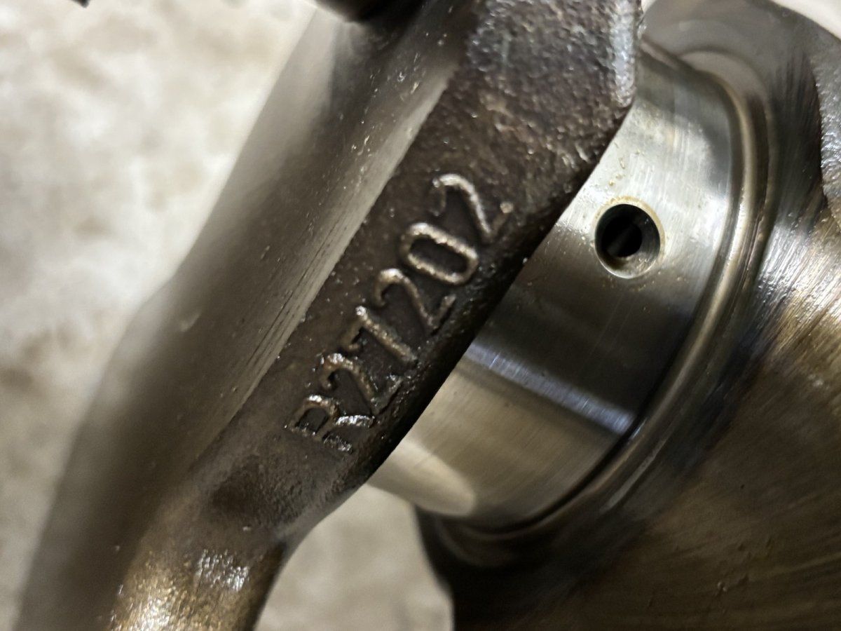 A2720301401 Crankshaft MERCEDES-BENZ S-CLASS (W221) (2005-2013)