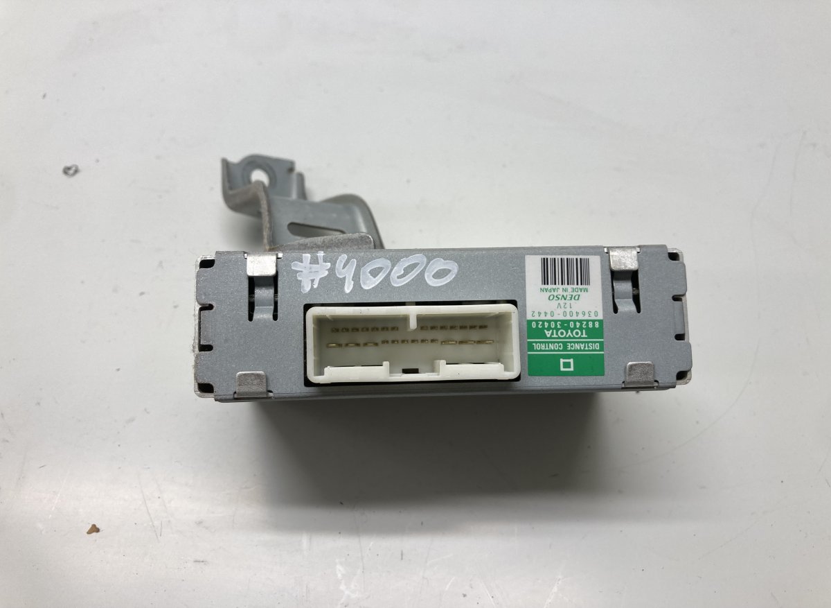 Lexus GS Control units, other 8824030420 Control units, other LEXUS GS III (2...