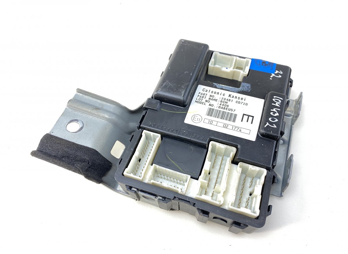 Nissan 350Z Comfort Module (CCM) 284B1CD720 Comfort Module (CCM) NISSAN 350Z (Z3...
