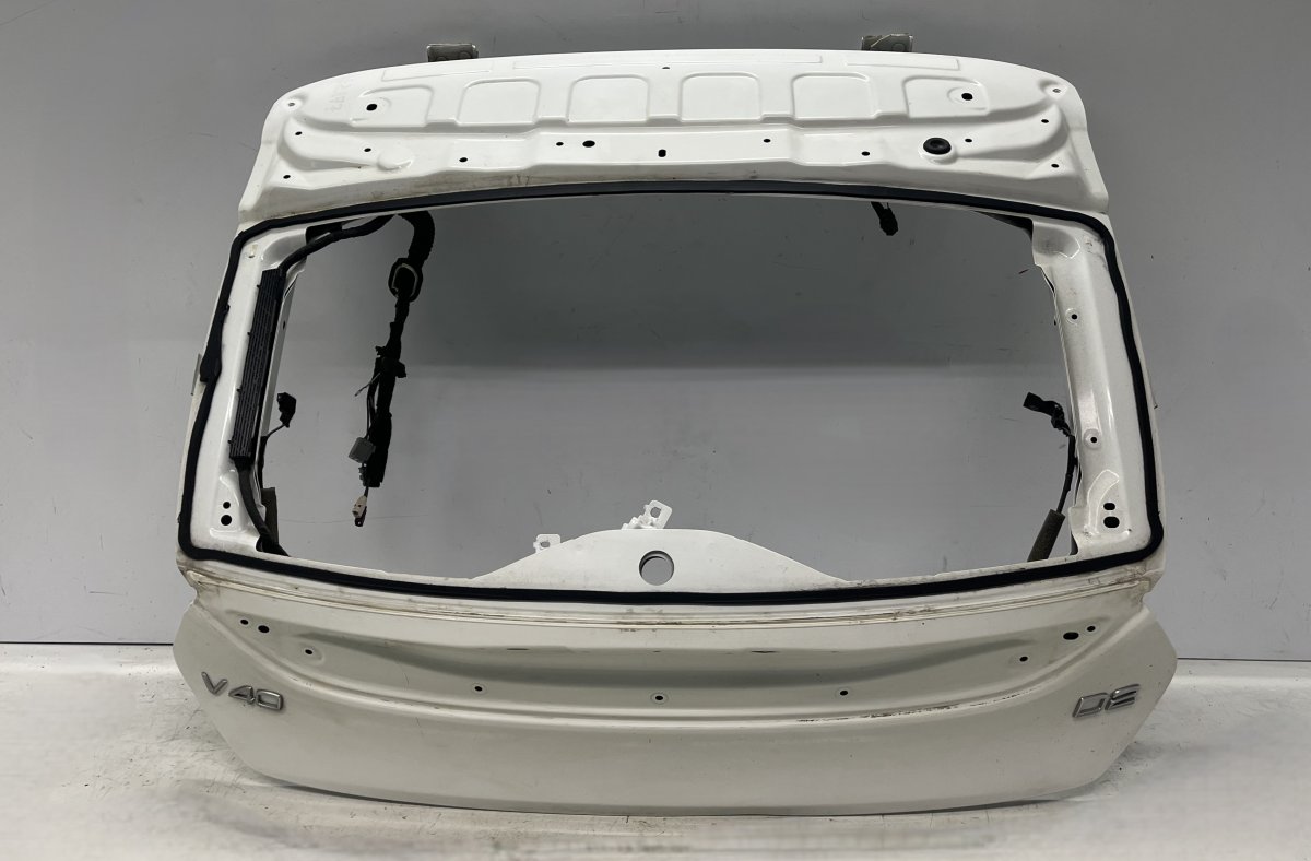 Volvo V40 Bootlid / tailgate 31457727 Bootlid / tailgate VOLVO V40 (2012-201...