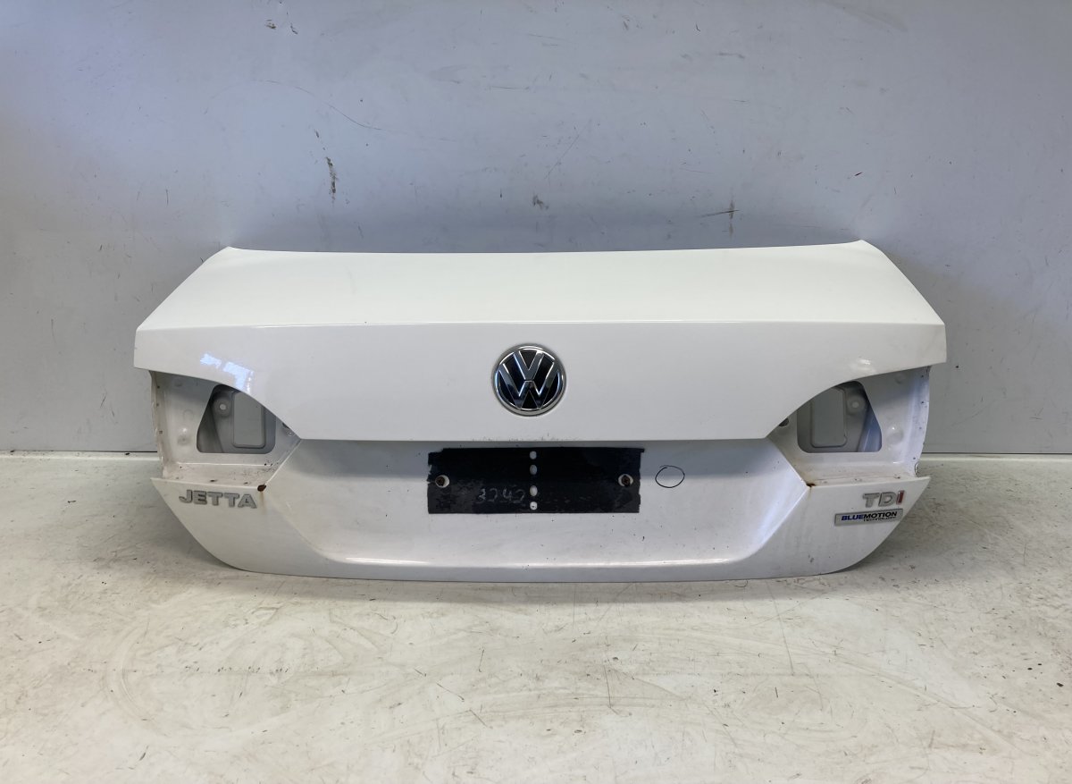 Volkswagen Jetta Bootlid / tailgate