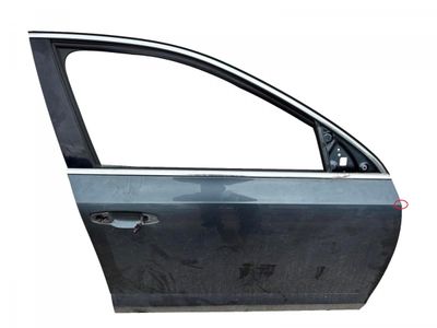 5E0831056A Durvis priekšējās labās puses SKODA OCTAVIA III (5E) (2012-2019)
