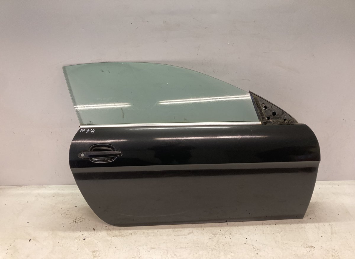 BMW 6 (E63 / E64) Door Front Right 41517202076 Door Front Right BMW 6 (E63, E64) (...