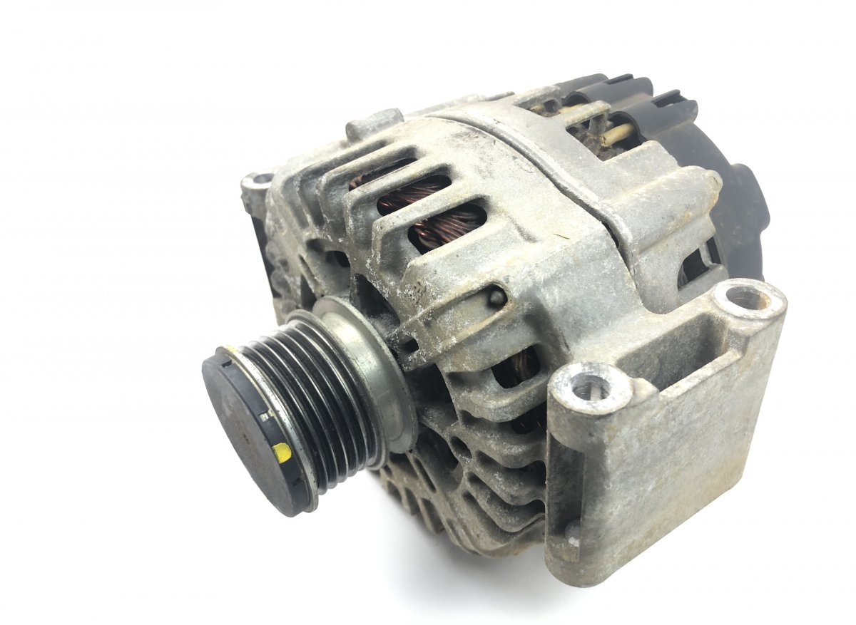 Mercedes-Benz A (W176) Alternator 2712471B Alternator MERCEDES-BENZ E-CLASS (W213...