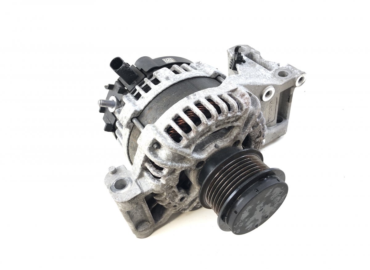 Volvo XC40 / EX40 Alternator 36010486 Alternator VOLVO XC40 / EX40 / EC40 (5...