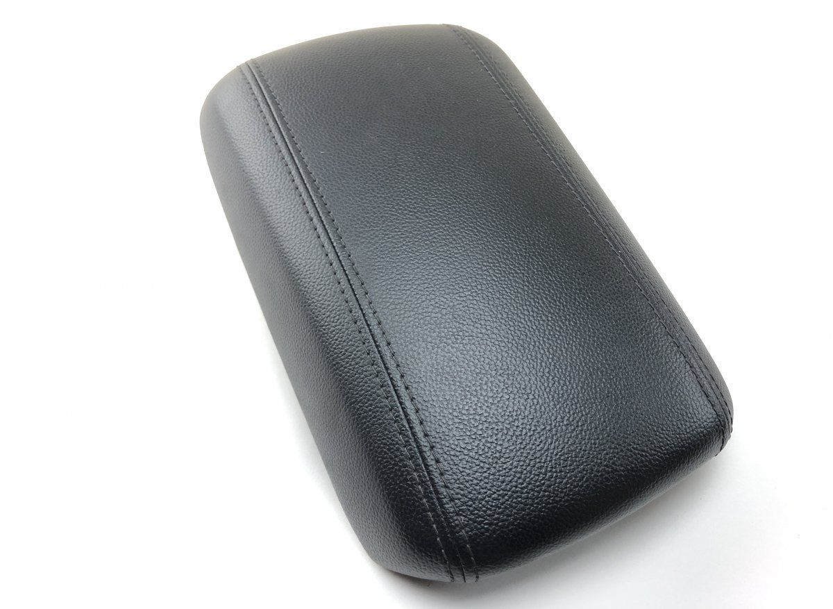 84660D4500 Armrest cover front KIA OPTIMA IV (JF) (2015-2020)