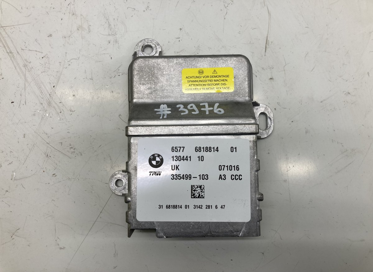 BMW 2 (F22 / F23) Airbag Control Unit