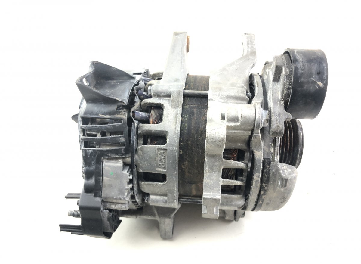 Nissan Qashqai (J12) Alternator 231006UB0C Alternator NISSAN QASHQAI III (J12) ...