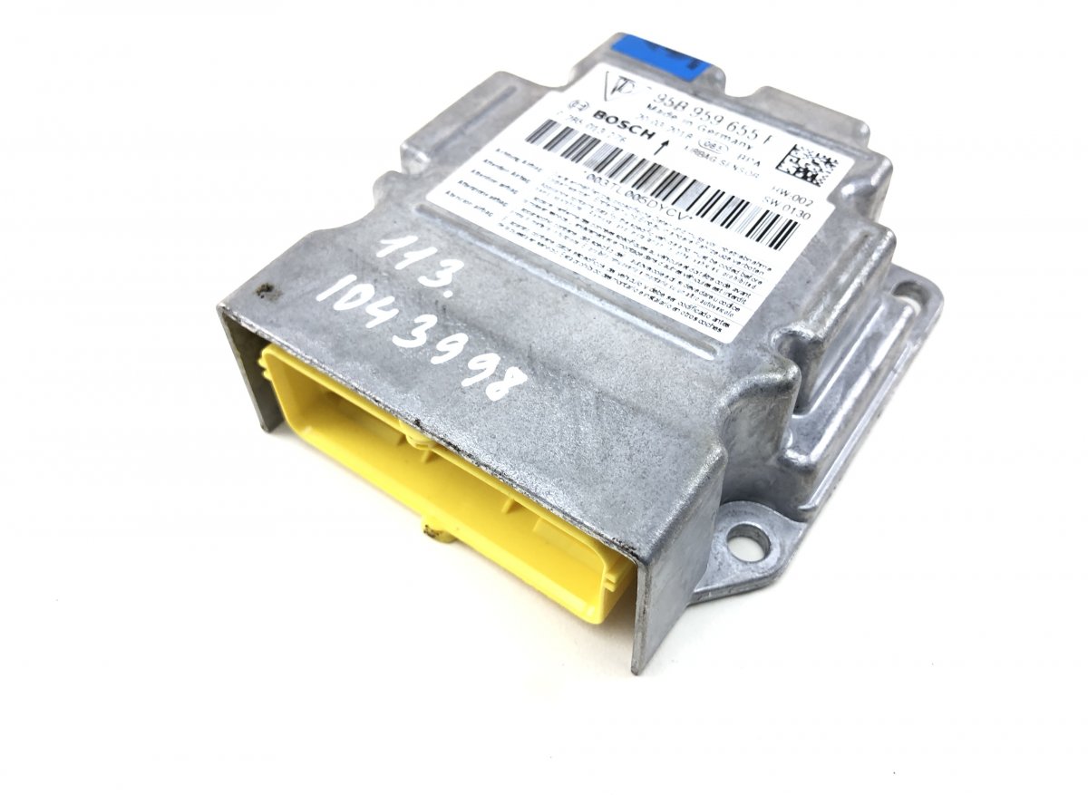 Porsche Macan Airbag Control Unit
