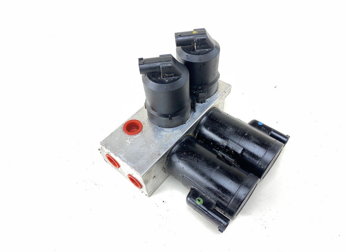 A2203200358 A2203201258 Air suspension / self-levelling suspension, other MERCEDES-BENZ SL-CLASS (R230) (2001-2012)