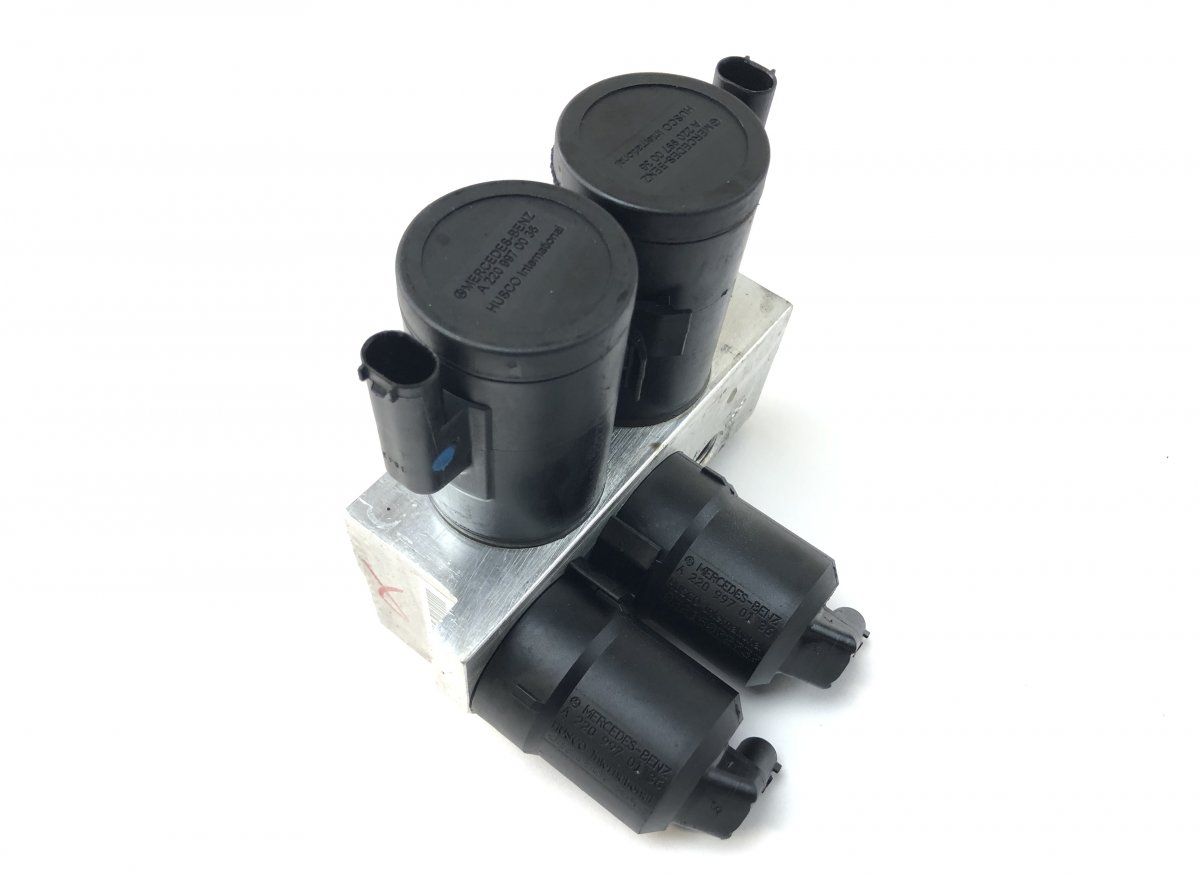 A2203200358 A2203201258 Air suspension / self-levelling suspension, other MERCEDES-BENZ SL-CLASS (R230) (2001-2012)