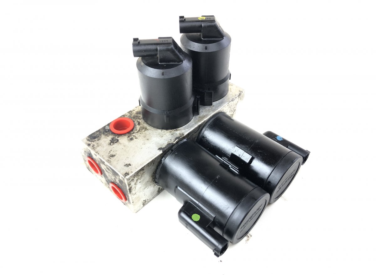 Mercedes-Benz A (W168) Air suspension / self-levelling suspension, other A2203200358 A2203201258 Air suspension / self-l...