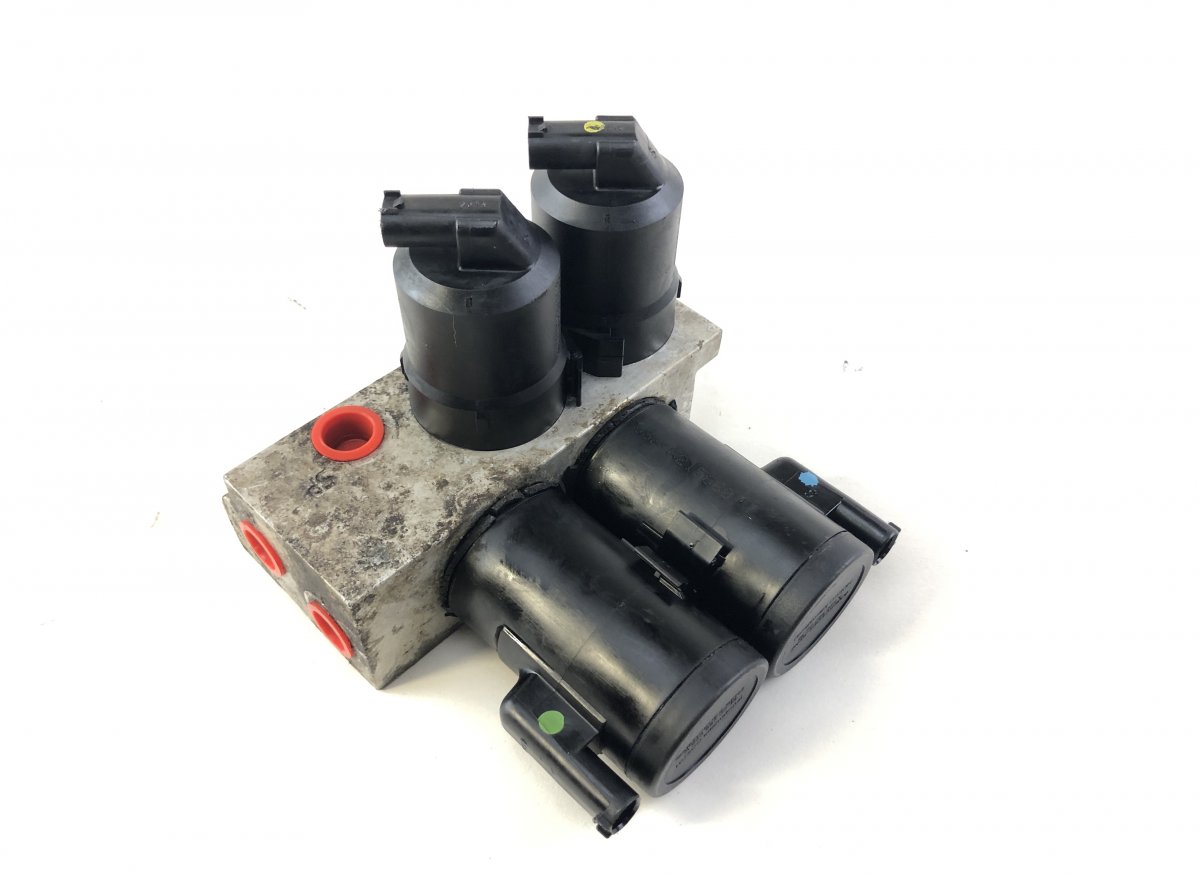 Mercedes-Benz A (W168) Air suspension / self-levelling suspension, other A2203200358 A2203201258 Air suspension / self-l...