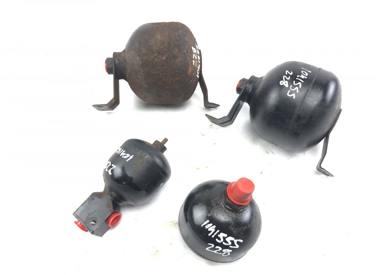 A2203270115 A2203270215 A2203200415 Air spring Load Accumulator Front left MERCEDES-BENZ S-CLASS Coupe (C215) (1999-2006)