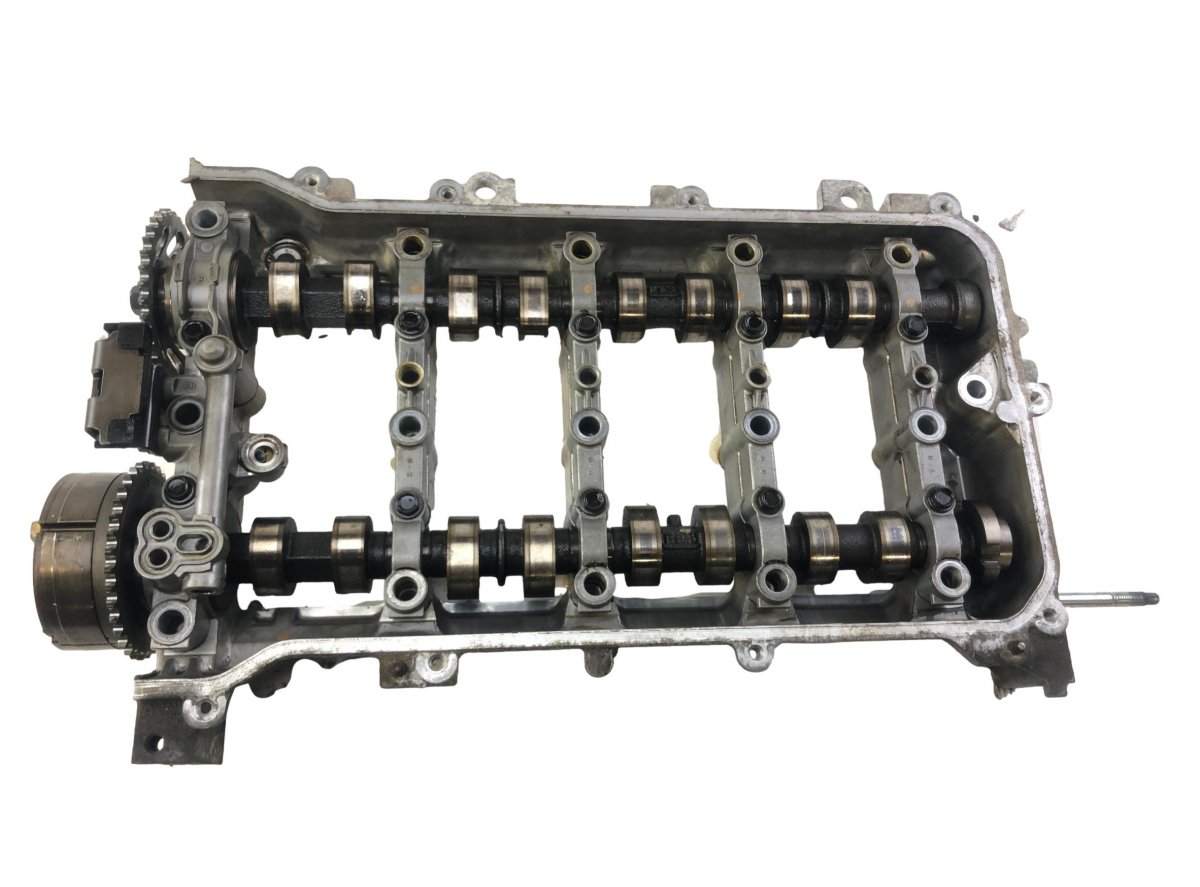 Toyota Auris Camshaft Housing 111030T051 Camshaft  Housing TOYOTA AURIS (E18)...
