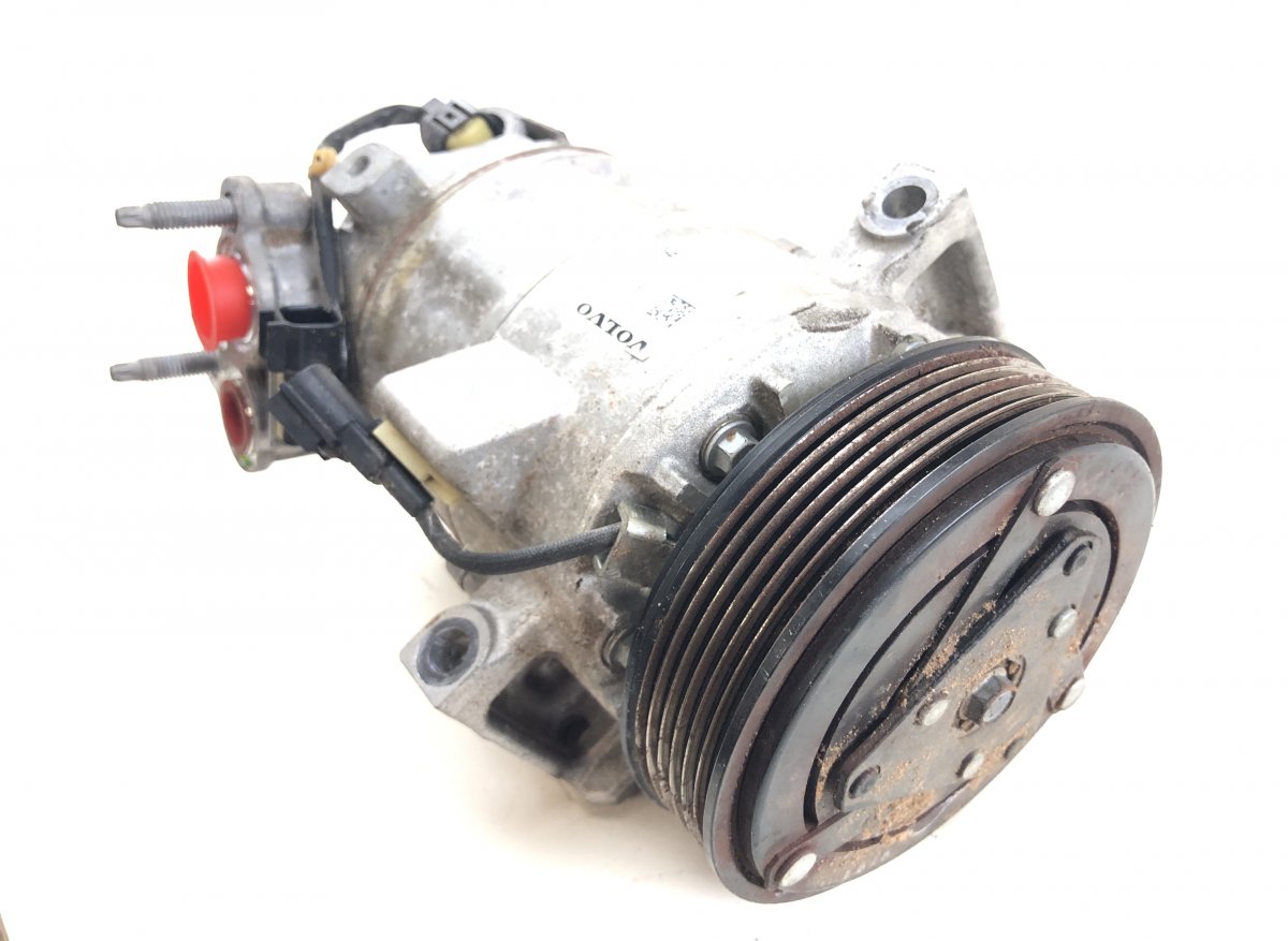 Volvo XC40 / EX40 AC / aircon Compressor 36010449 AC / aircon Compressor VOLVO XC40 / EX...
