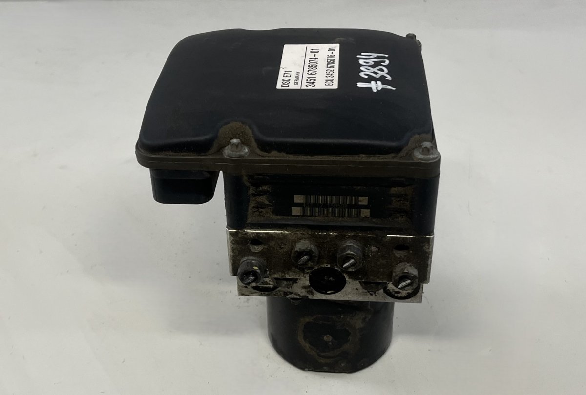 BMW X6 (E71 / E72) ABS hydraulic unit / pump 3451678507401 0265960319 ABS hydraulic unit / p...