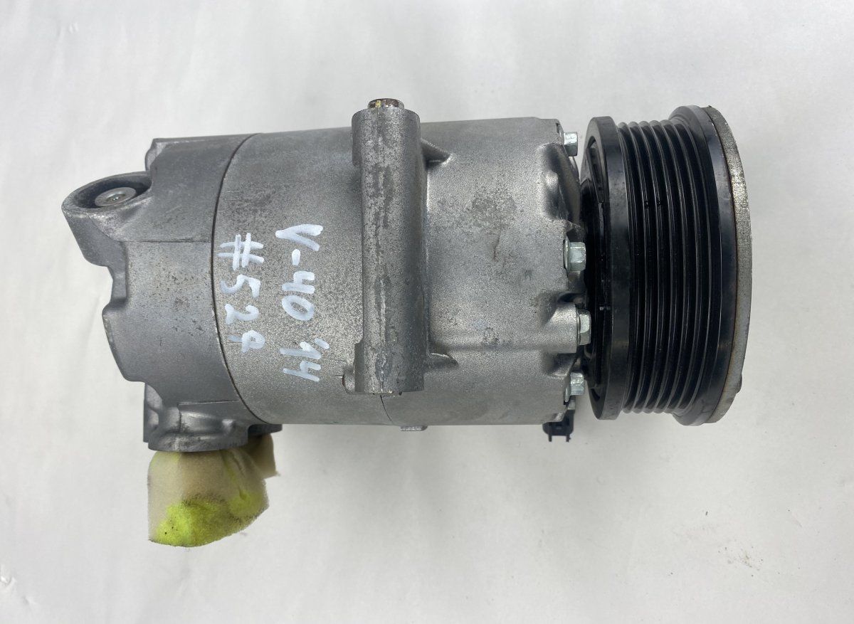 AC / aircon Compressor VOLVO V40 (2012-2019)