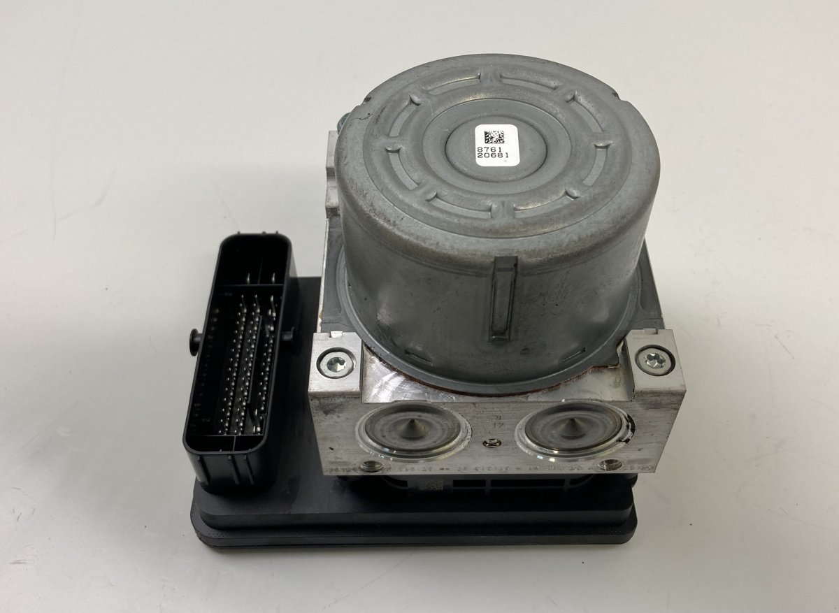 ABS hydraulic unit / pump Brand/Model: MINI CLUBMAN
Year: 2019
Engine: 19...
