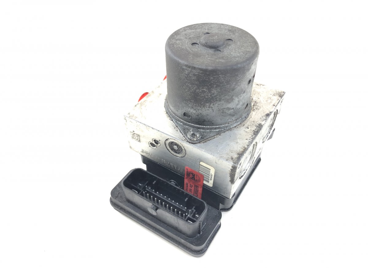 Jeep Grand Cherokee (WK) ABS hydraulic unit / pump 68139770AA ABS hydraulic unit / pump JEEP GRAND...
