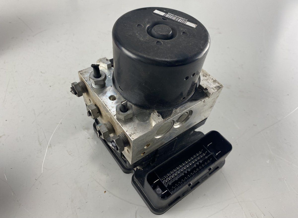 39681619 21240834318903 A426G 000404972C1 6107090046E 10092604053 10061336881 ABS hydraulic unit / pump VOLVO XC60 I (2008-2017)