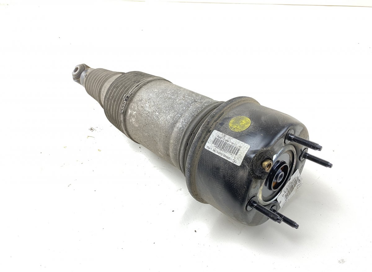 Jaguar XJ Air shock absorber rear right C2D33845 Air shock absorber rear right JAGUAR X...