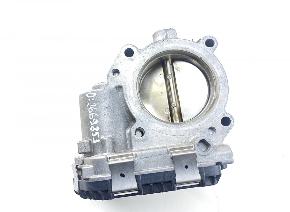 Porsche Macan Throttle body