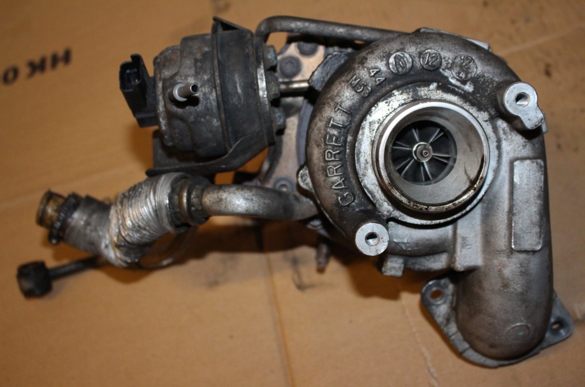 Peugeot 508 Turbocharger GTC1244VZ Turbocharger PEUGEOT 508 I (W23) (201...