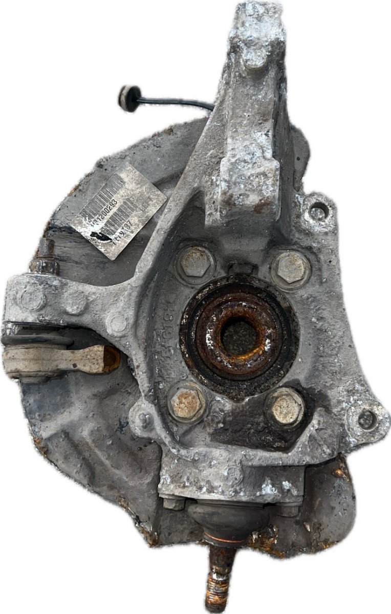 Volvo S60 Wheel bearing housing front left 31200311 Wheel bearing housing front left VOLVO...