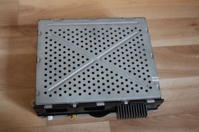 Radio tuner AUDI A8 (4E) (2002-2010)
