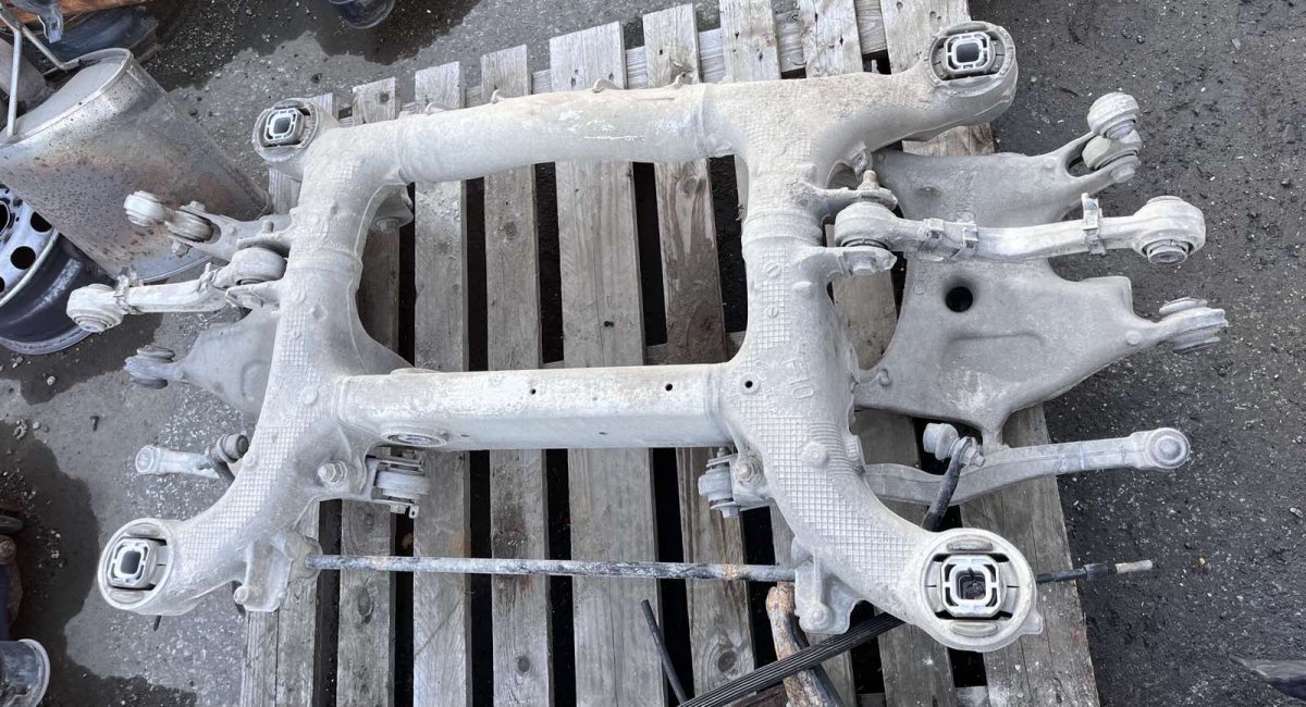 BMW 5 (F10 / F11) Балка заднего моста Rear axle Beam BMW 5 (F10, F11) (2010-2017)

Ge...