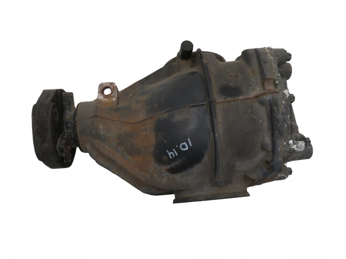 Mercedes-Benz C (W203) Rear axle differential A2203510405 2203510405 A2203508914 2203508914 R...