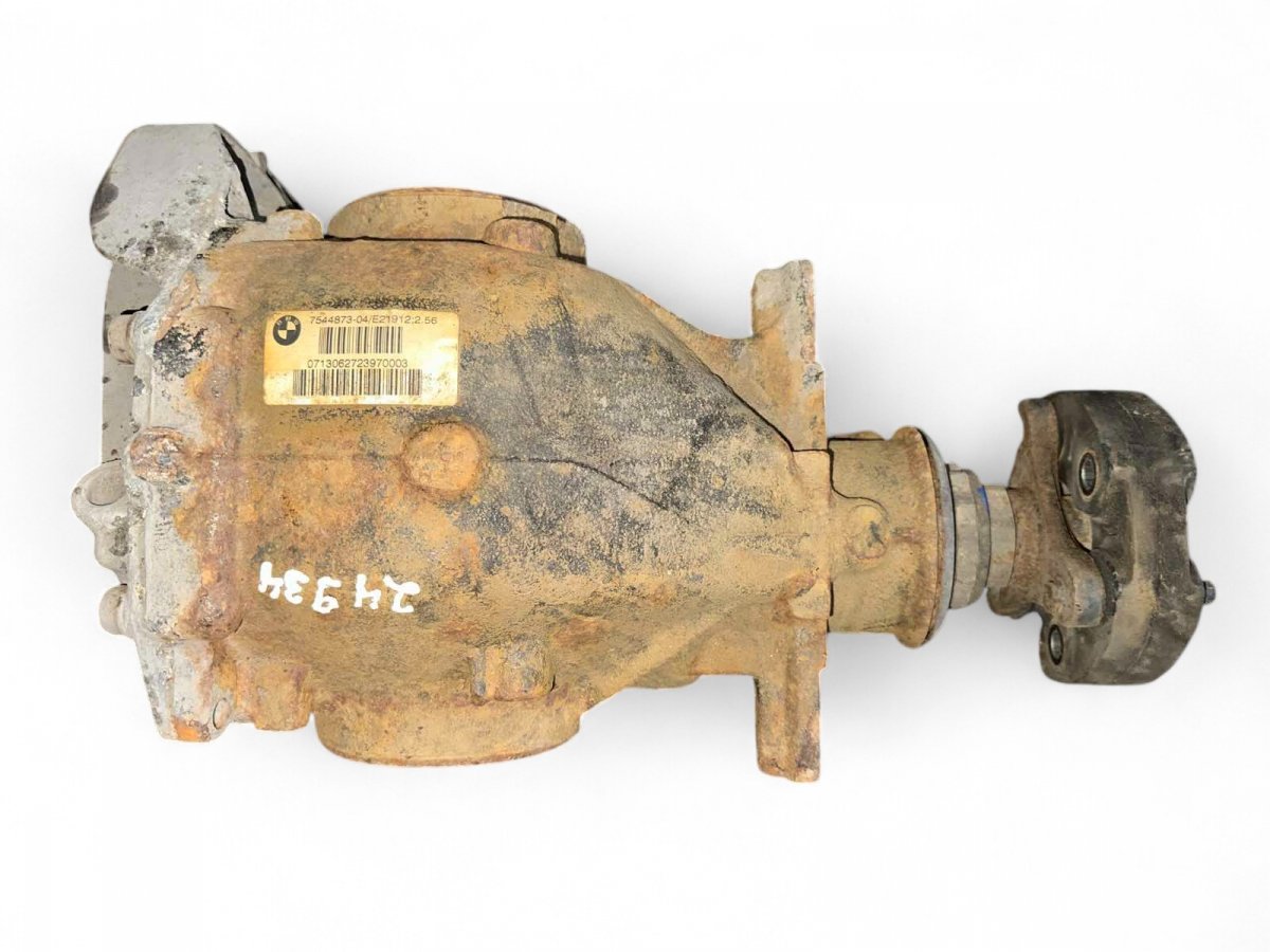 BMW 3 (E90 / E91 / E92 / E93) Rear axle differential 33107544874 7544874 Rear axle differential BMW ...