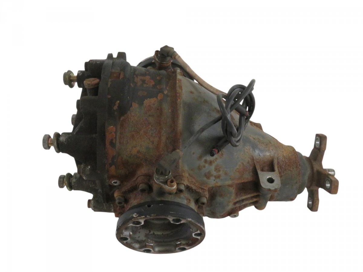 Mercedes-Benz 200 - 500 / E (W124) Rear axle differential A1403510405 1403510405 A1403509703 1403509703 A...