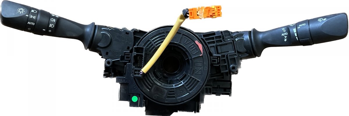 Toyota Corolla Indicator/wiper/slip ring switch (stalk) Indicator/wiper/slip ring switch (stalk) TOYOTA...