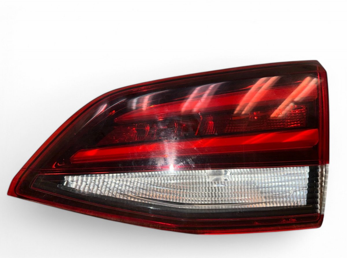 Opel Astra (J) Inner tail light, right 13427509 39032041 Inner tail light, right OPEL ...