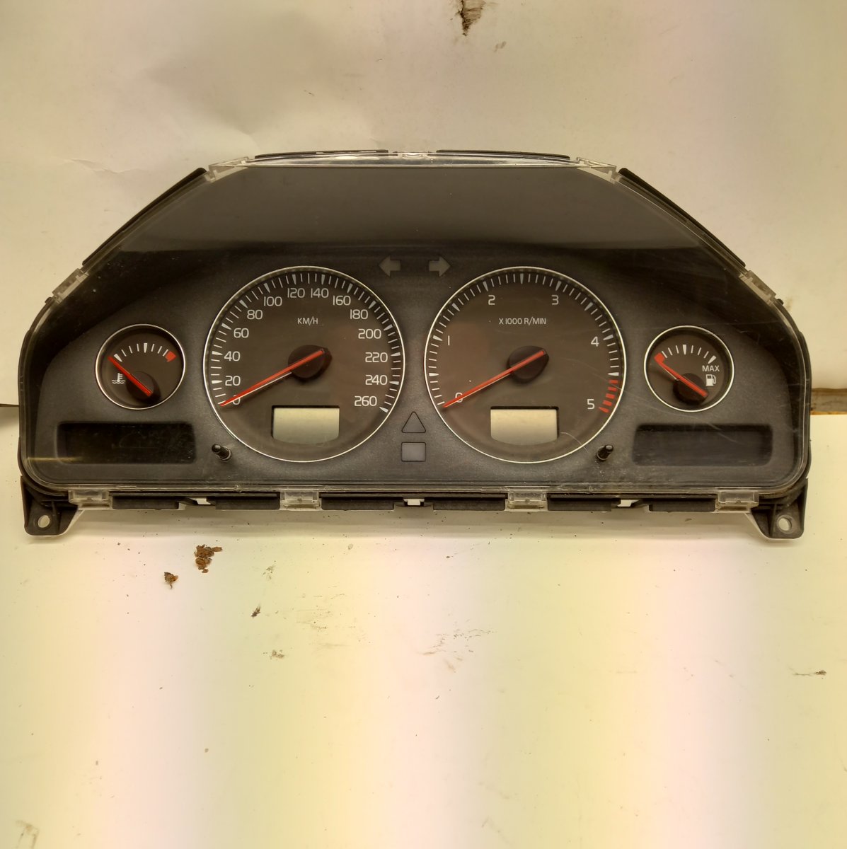 Volvo XC90 mittaristo 30682276 Instrument Cluster VOLVO XC90 I (2002-...