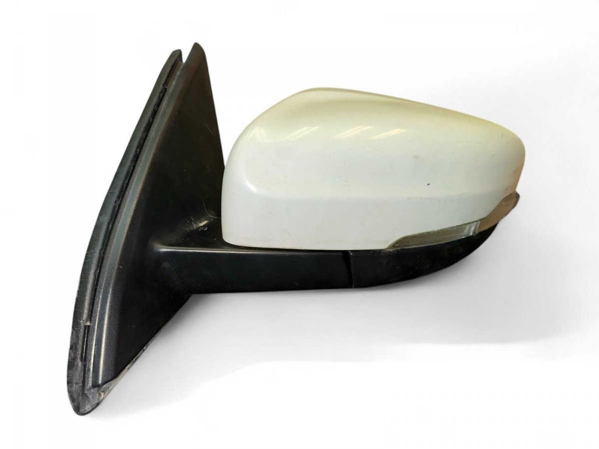 Volvo XC60 peegel (vasak) 31402700 Mirror left VOLVO XC60 I (2008-2017)

...