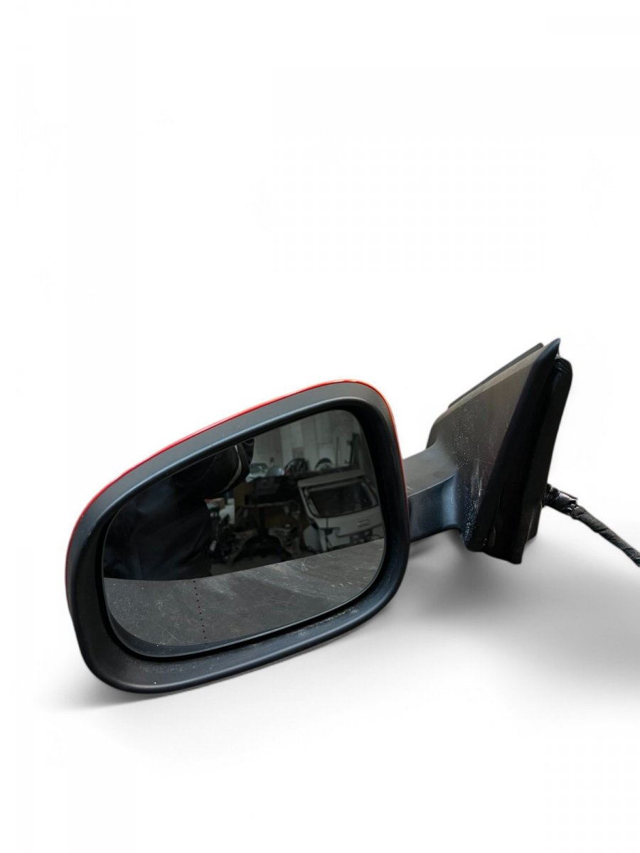 Volvo V40 peegel (vasak) 31442580 Mirror left VOLVO V40 (2012-2019)

Par...