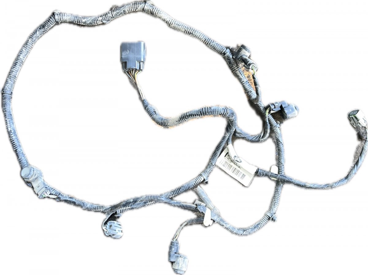 Land Rover Range Rover Sport (L494) Parking sensors cable harness, rear Parking sensors cable harness, rear LAND ROVER ...