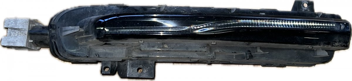 Volvo V40 Position Light front left 31395919 Position Light front left VOLVO V40 (2...